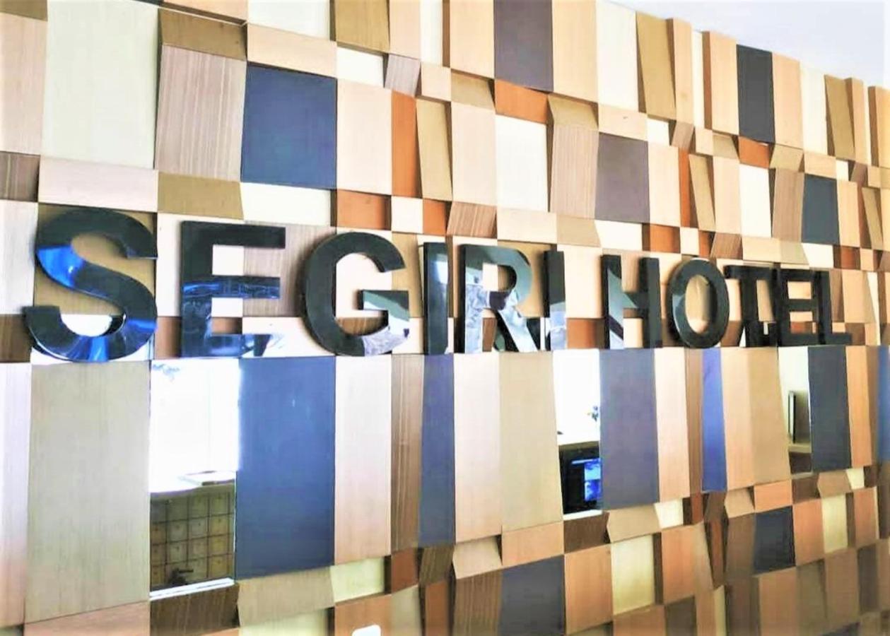 Hotel Segiri Самарінда Екстер'єр фото