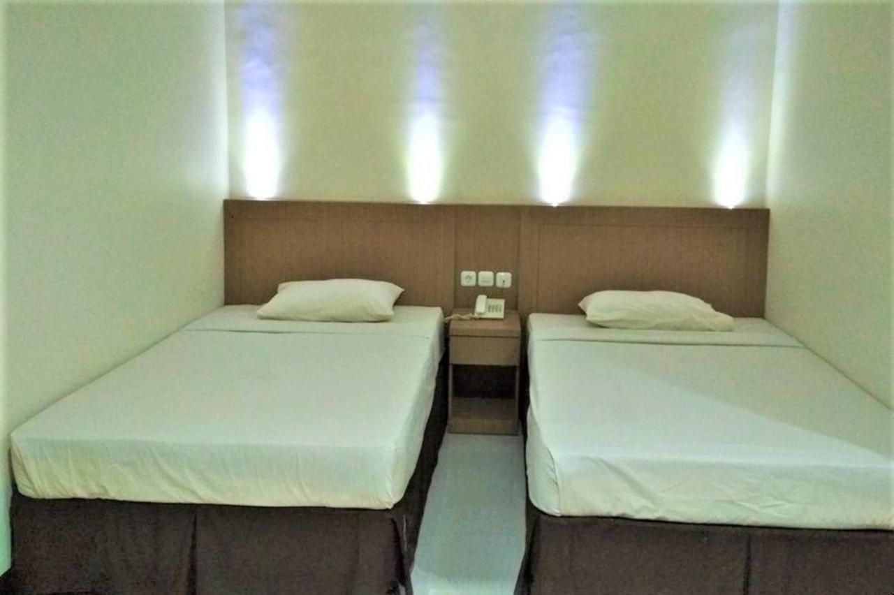 Hotel Segiri Самарінда Екстер'єр фото